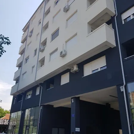 Merkur Luxury Apartman Apartment Nis